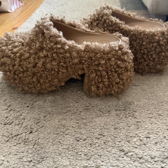 Crocs Doodle Fur Siren Size 9 Platform - Picture 4 of 5